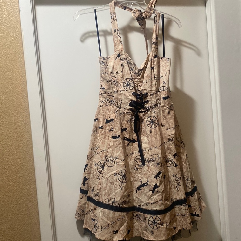 NWT!! Hot Topic disney Peter pan map print corset dress with lace trim size M
